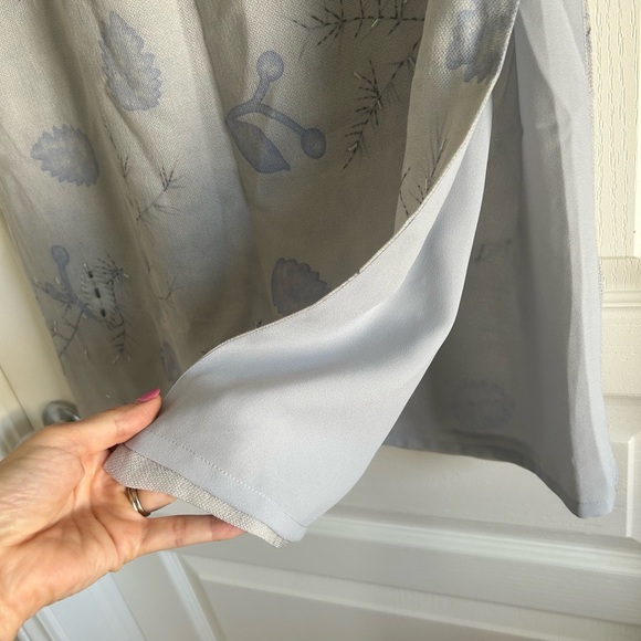 Dana Buchman Wool and Silk Skirt - Size 8 - Picture 3 of 6